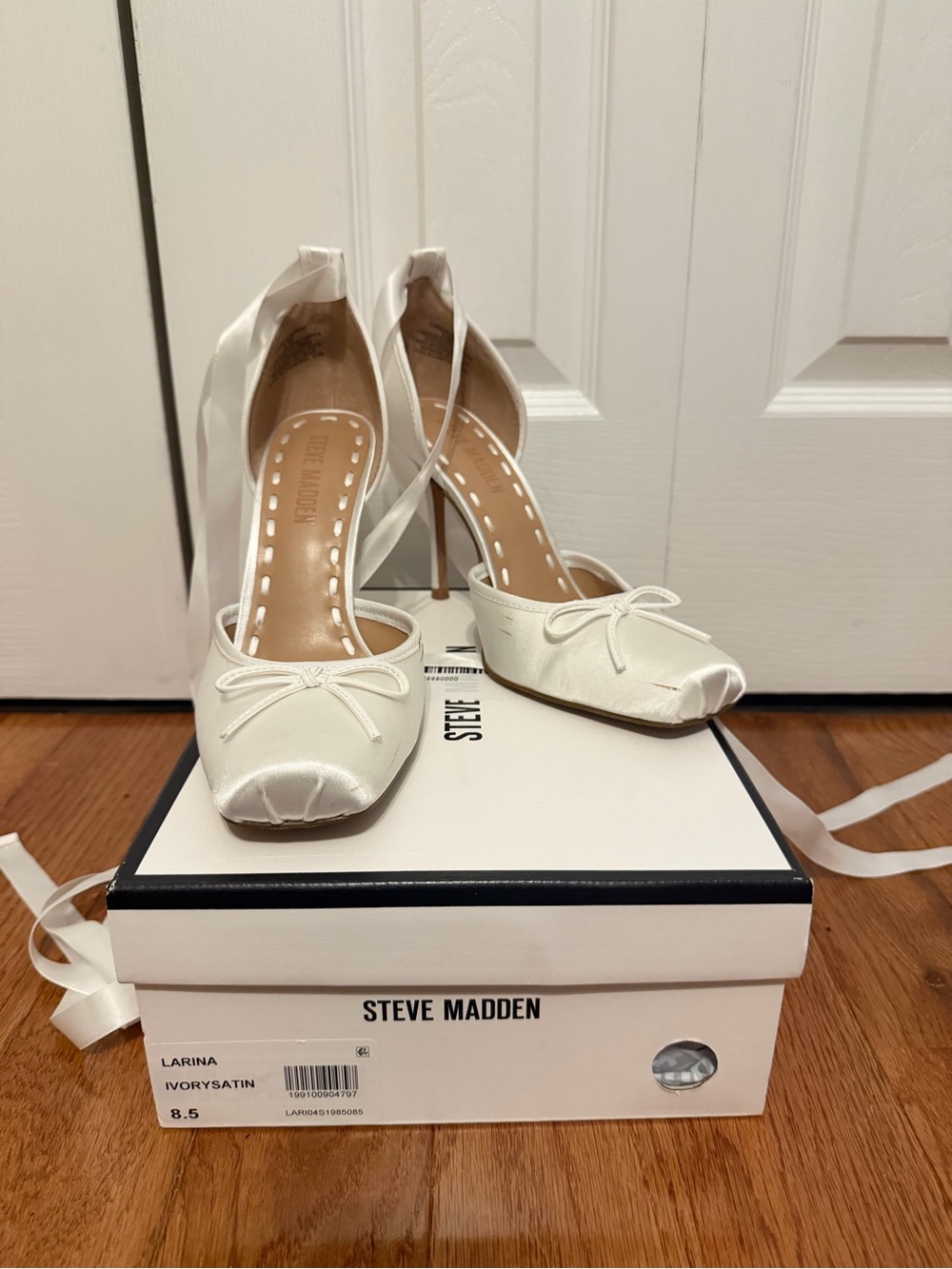 Steve Madden Ivory Satin Pointed-Toe Heels with Ankle Ribbon